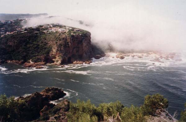  Channel through Knysna Heads